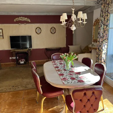 Cafesahne U Pensionat Dranske