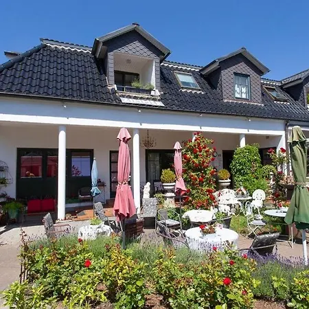 Guest house Cafesahne U